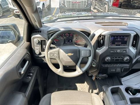 Used 2022 Chevrolet Silverado 1500 Custom AWD/4WD image 23