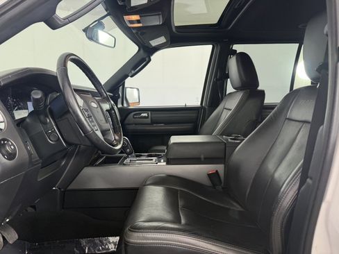 Used 2016 Ford Expedition EL Platinum AWD/4WD image 18