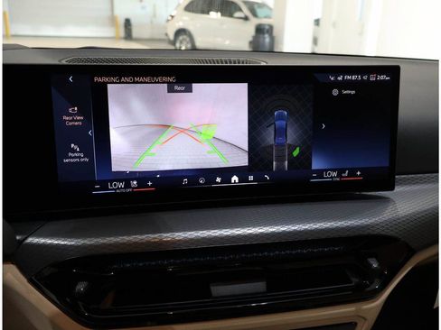 Used 2026 BMW 330i Sedan w/ Premium Package RWD image 19