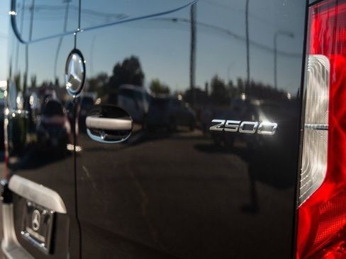 New 2025 Mercedes-Benz Sprinter 2500 image 16