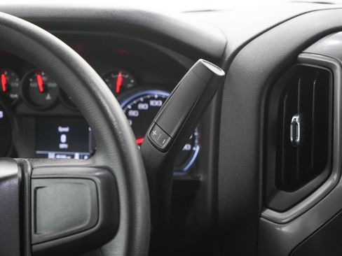 Used 2019 GMC Sierra 1500 4x4 Crew Cab w/ Convenience Package image 19