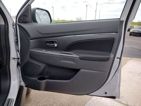 New 2026 Mitsubishi Outlander Sport LE AWD/4WD image 29