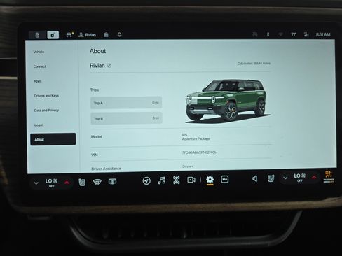 Used 2023 Rivian R1S Adventure AWD/4WD image 29