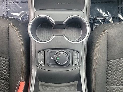 Used 2019 GMC Terrain SLE w/ Driver Convenience Package image 19