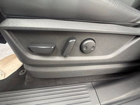 New 2026 Nissan Armada SL image 13