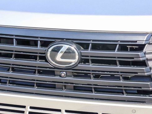 Certified 2026 Lexus GX 550 w/ Cold Area Package AWD/4WD image 13