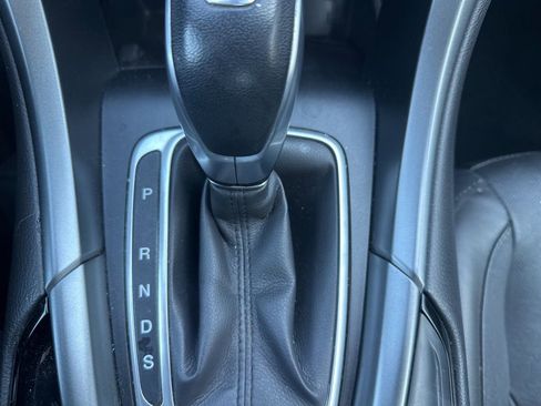 Used 2016 Ford Fusion Titanium image 18