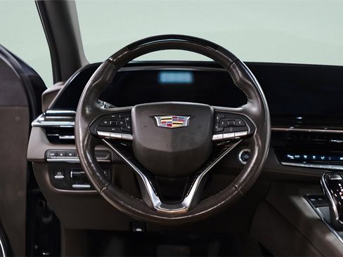 Used 2023 Cadillac Escalade ESV Sport image 10