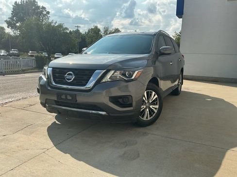 Used 2020 Nissan Pathfinder S AWD/4WD image 4