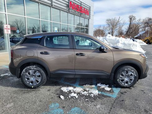 New 2026 Nissan Kicks S FWD image 2