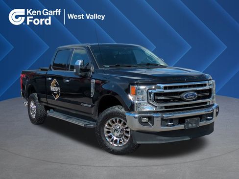 Used 2020 Ford F350 Lariat w/ Chrome Package image 1