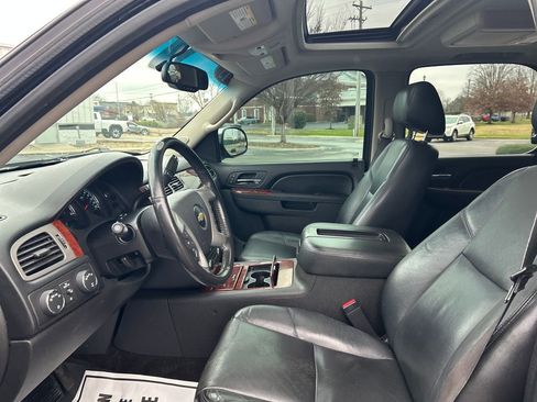 Used 2013 Chevrolet Tahoe LTZ image 12