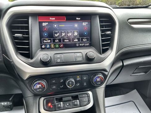 Used 2020 GMC Acadia SLT w/ Driver Alert Package II AWD/4WD image 18