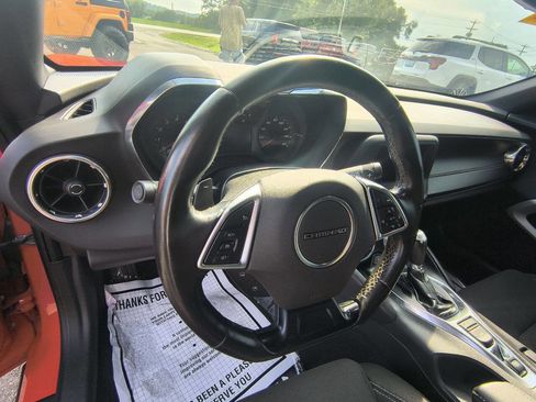 Used 2020 Chevrolet Camaro LT w/ RS Package image 11