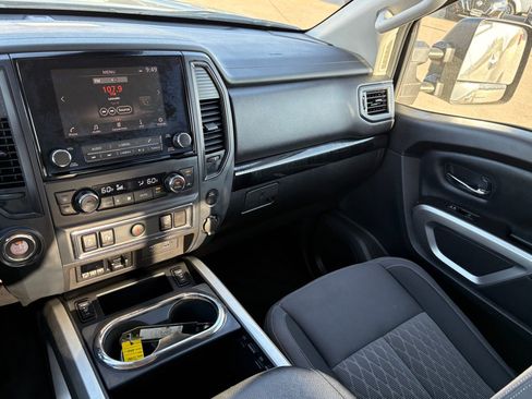 Certified 2024 Nissan Titan SV w/ SV Convenience Package RWD image 17