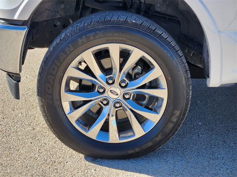 Used 2017 Ford F150 Lariat w/ Equipment Group 502A Luxury image 10