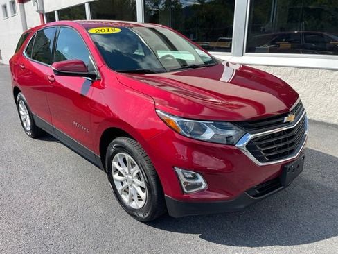 Used 2018 Chevrolet Equinox LT AWD/4WD image 2
