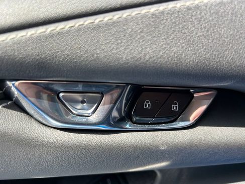 Used 2024 Chevrolet Corvette E-Ray image 46