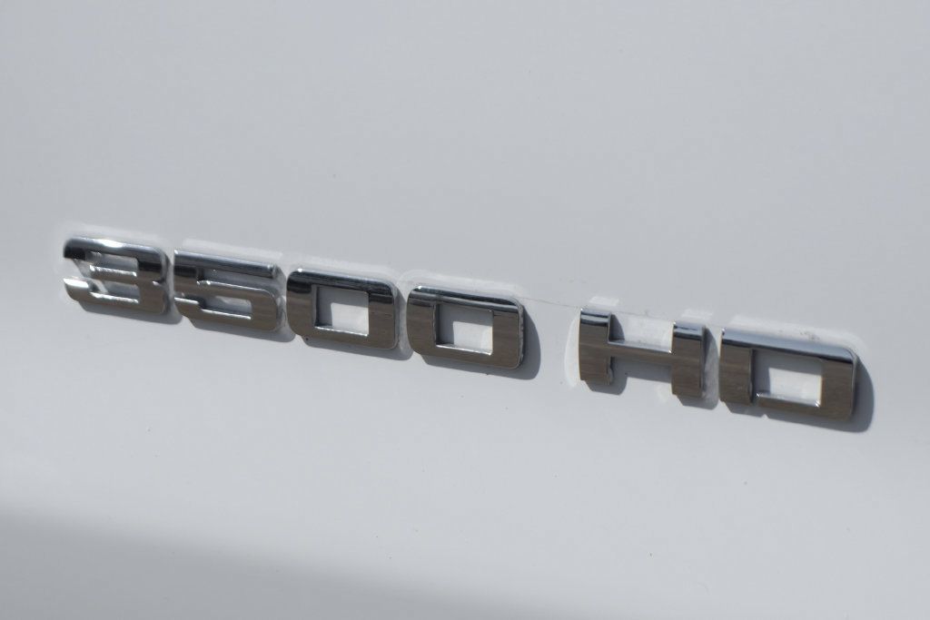 Used 2015 Chevrolet Silverado 3500 W/T RWD image 4