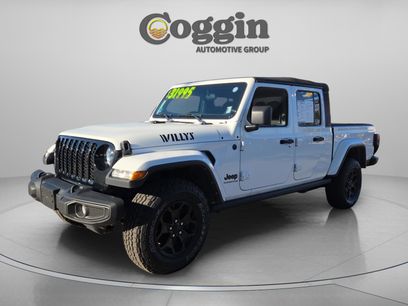 Used 2023 Jeep Gladiator Sport