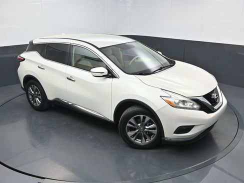 Used 2016 Nissan Murano S image 26
