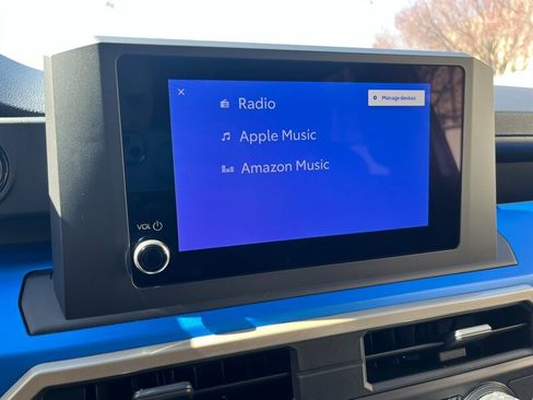 Used 2025 Toyota Tacoma TRD Sport image 34