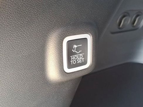 New 2026 Jeep Cherokee Overland AWD/4WD image 13