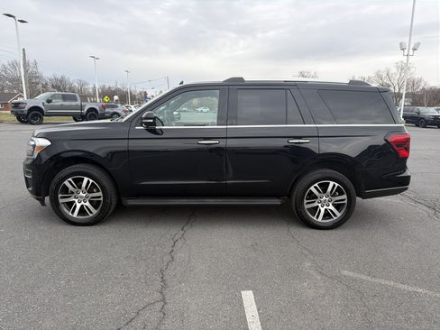 Used 2024 Ford Expedition Limited image 7
