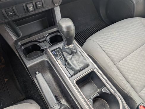 Used 2023 Toyota Tacoma SR5 image 17