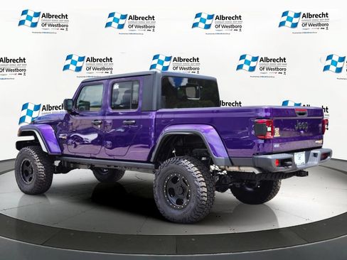 New 2026 Jeep Gladiator Sport AWD/4WD image 3