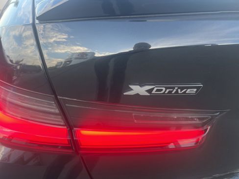 Used 2025 BMW M3 Competition w/ Executive Package image 9