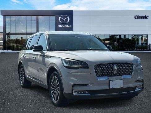 Used 2020 Lincoln Aviator Reserve RWD image 1