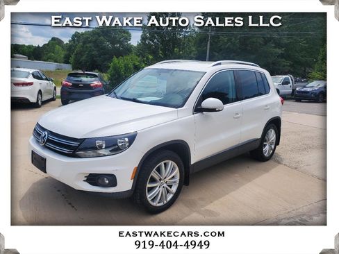 Used 2013 Volkswagen Tiguan SE AWD/4WD image 1