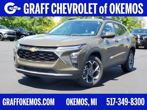 Certified 2024 Chevrolet Trax LT w/ Driver Confidence Package FWD image 1