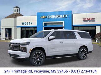 New 2026 Chevrolet Suburban High Country RWD video 2