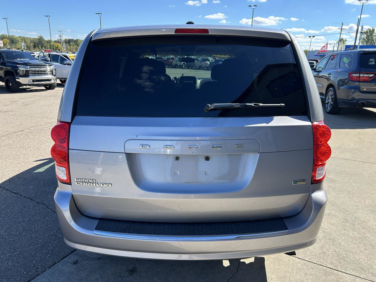 Used 2014 Dodge Grand Caravan SE w/ Quick Order Package 29E SE FWD image 6