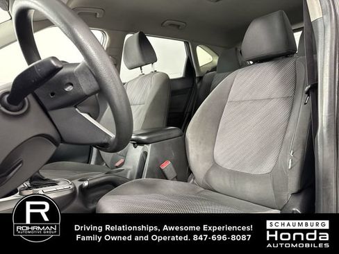 Used 2023 Kia Seltos LX AWD/4WD image 18