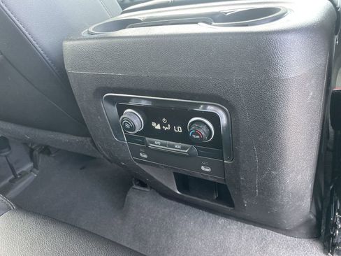 Used 2021 Chevrolet Tahoe LT AWD/4WD image 23