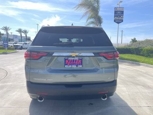 Used 2023 Chevrolet Traverse LT w/ LPO, Floor Liner Package AWD/4WD image 7