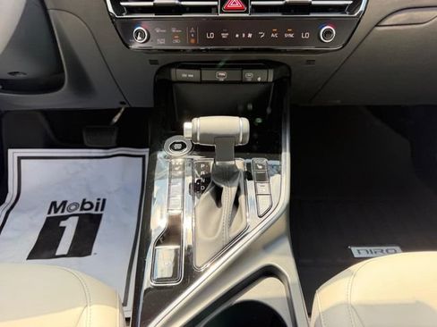 New 2026 Kia Niro EX FWD image 14