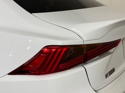 Used 2020 Lexus IS 350 F Sport w/ F Sport Package RWD image 22