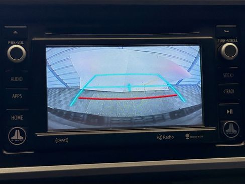 Used 2017 Toyota Tacoma SR5 w/ Tow Package image 15