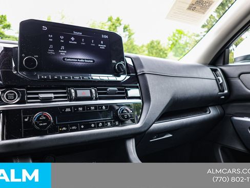 Used 2022 Nissan Pathfinder SL FWD image 31