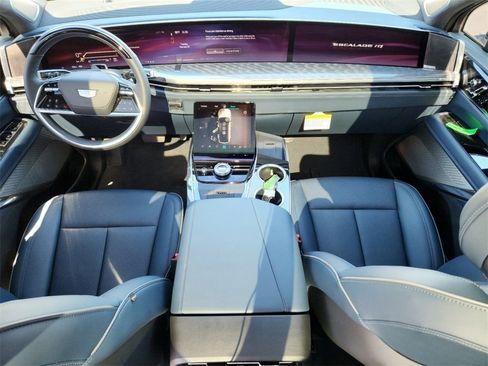 New 2025 Cadillac Escalade IQ Luxury 2 image 20