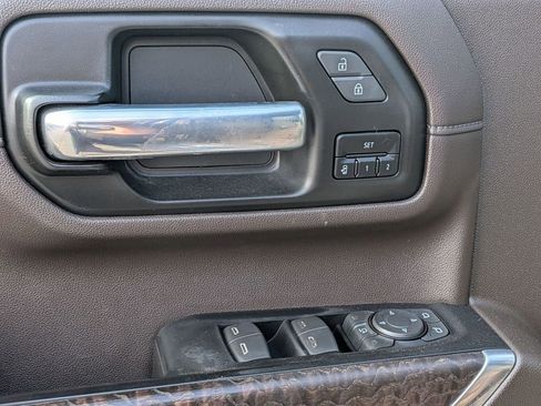 Used 2023 GMC Sierra 2500 Denali w/ Denali Ultimate Package AWD/4WD image 14