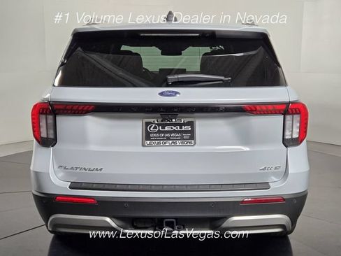 Used 2025 Ford Explorer Platinum w/ LUX Leather Package AWD/4WD image 5