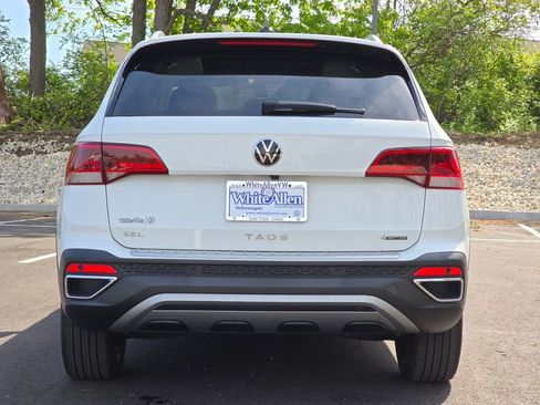Certified 2024 Volkswagen Taos SEL AWD/4WD image 25