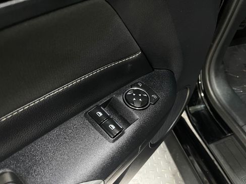 Used 2015 Ford Mustang GT image 14