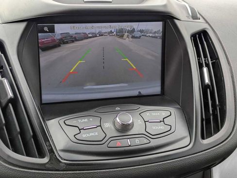 Used 2015 Ford Escape SE w/ Equipment Group 201A FWD image 28