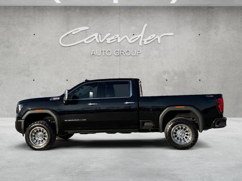 Used 2024 GMC Sierra 2500 SLT image 13